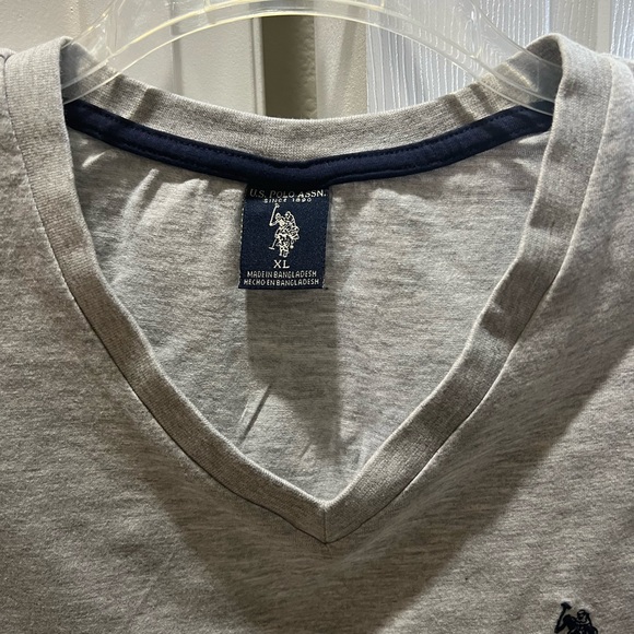 POLO MEN T-SHIRTS ($20 for 3) - Picture 5 of 6